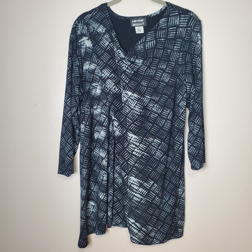 Heyne Bogut Tunic Top Geometric Draped Asymmetric 3/4 Sleeves Size 4 Black White